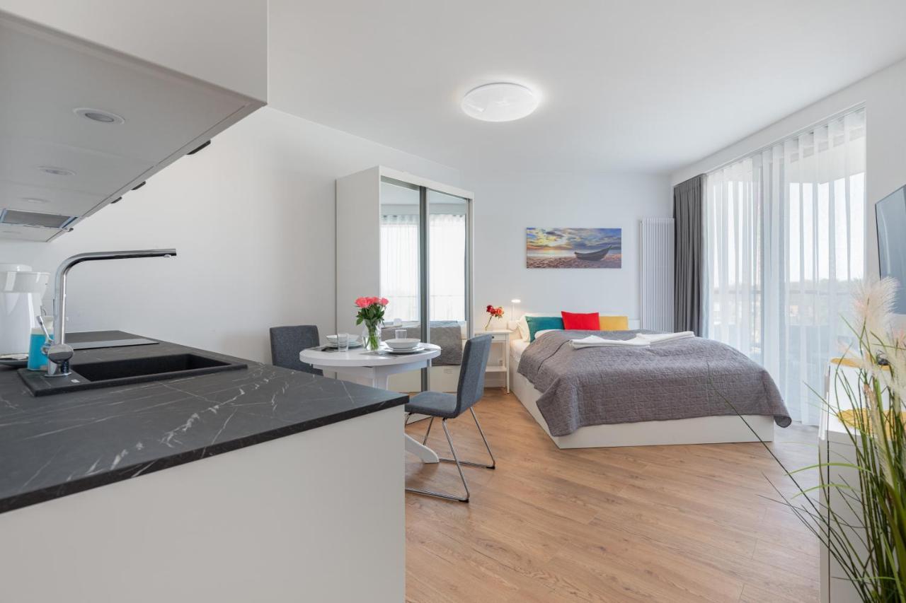 Mazowiecka By The Sea By Renters *
